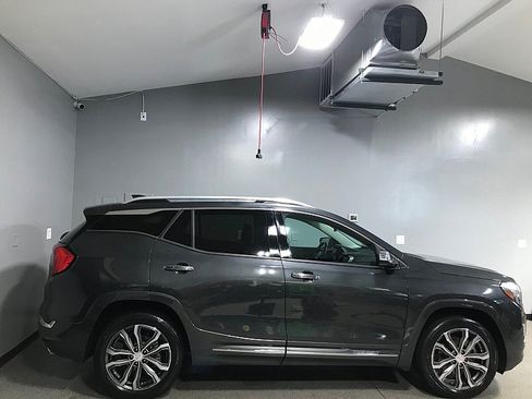Used 2018 GMC Terrain Denali w/ Advanced Safety Package AWD/4WD image 2