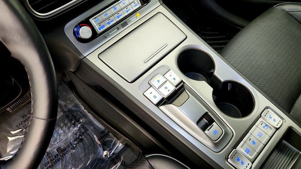 Used 2021 Hyundai Kona Ultimate FWD image 18