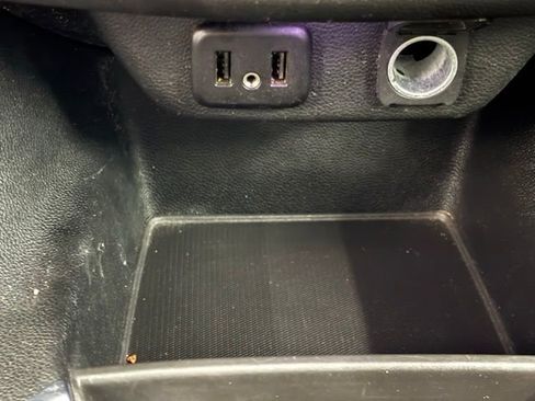 Used 2019 Chevrolet Traverse LS image 26