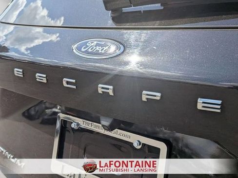 Used 2024 Ford Escape Platinum AWD/4WD image 10