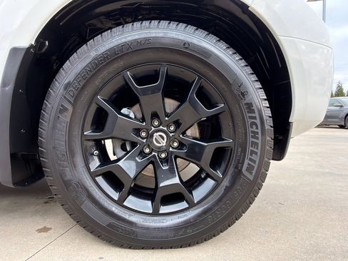 Used 2018 Nissan Frontier SV w/ Value Truck Package image 10