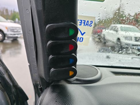 Used 2016 Jeep Wrangler Unlimited Sport image 24