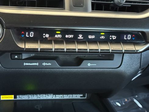 Used 2020 Lexus UX 200 w/ Accessory Package FWD image 21
