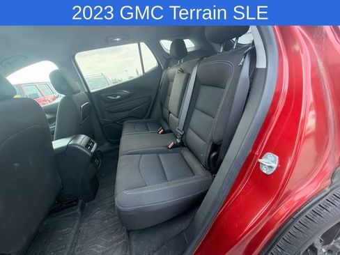 Used 2023 GMC Terrain SLE w/ Driver Convenience Package AWD/4WD image 13