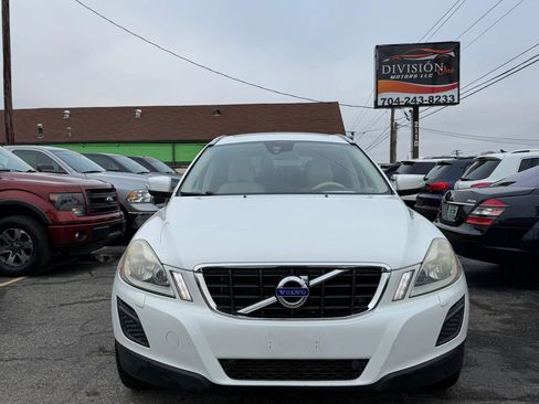 Used 2013 Volvo XC60 T6 image 3