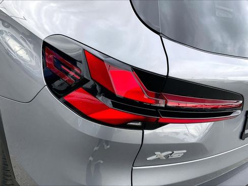 Used 2024 BMW X5 xDrive50e w/ Premium Package image 28