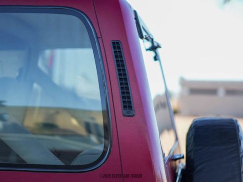 Used 1991 Jeep Wrangler Renegade image 80