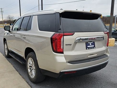 Used 2023 GMC Yukon SLT image 4