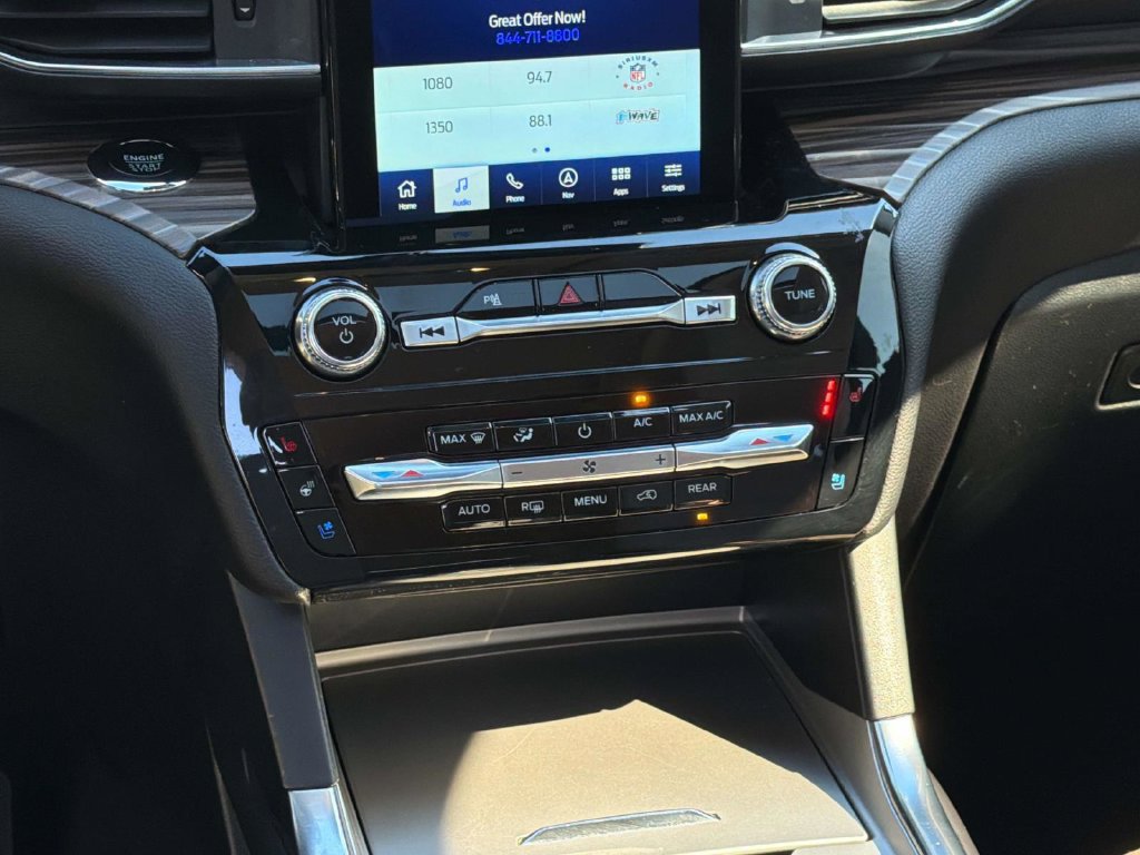 Certified 2023 Ford Explorer Limited w/ Limited Technology Package AWD/4WD image 17