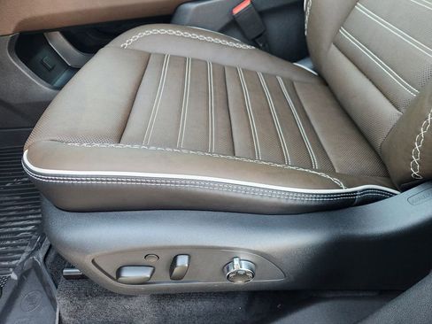 New 2026 GMC Acadia Denali Ultimate w/ LPO, Floor Liner Package image 17