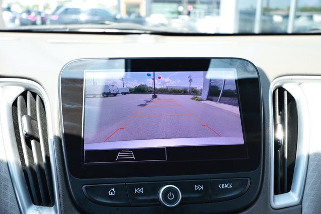 Used 2025 Chevrolet Malibu LT FWD image 17