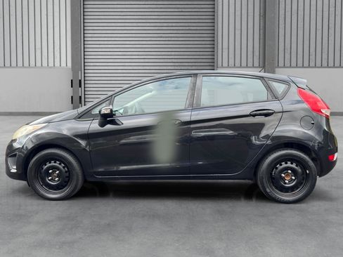Used 2013 Ford Fiesta SE FWD image 28