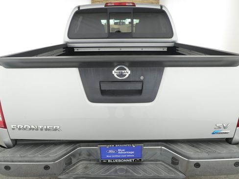 Used 2019 Nissan Frontier SV w/ Value Truck Package image 4