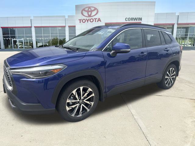 Used 2024 Toyota Corolla Cross XLE w/ Convenience Package AWD/4WD image 9