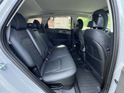 New 2026 Kia Sportage SX Prestige AWD/4WD image 33