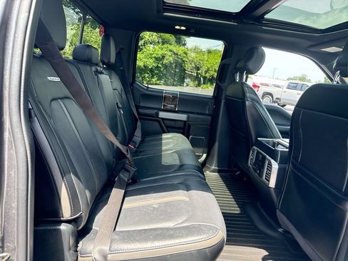 Used 2017 Ford F150 Platinum w/ Equipment Group 701A Luxury AWD/4WD image 23
