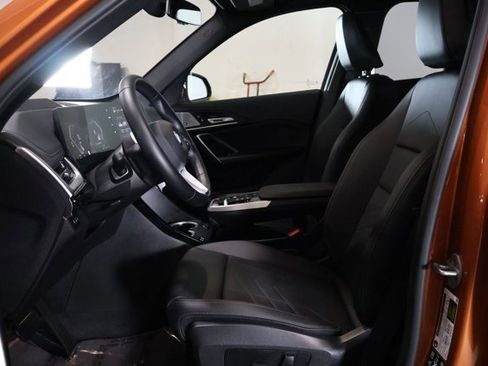 Certified 2025 BMW X1 xDrive28i w/ Premium Package image 18