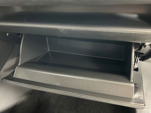 Used 2024 Toyota RAV4 LE image 35