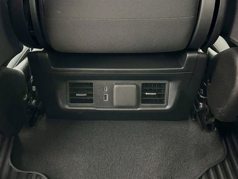 Used 2025 Chevrolet Silverado 1500 LT image 25