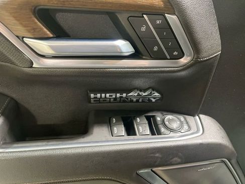 Used 2022 Chevrolet Silverado 1500 High Country AWD/4WD image 13