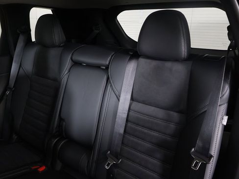 New 2026 Mitsubishi Outlander SE image 33