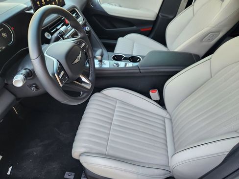Used 2024 Genesis G70 3.3T Advanced image 10