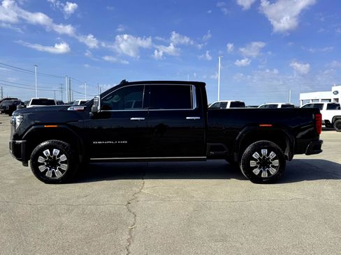 Used 2024 GMC Sierra 2500 Denali w/ Denali Reserve Package image 10