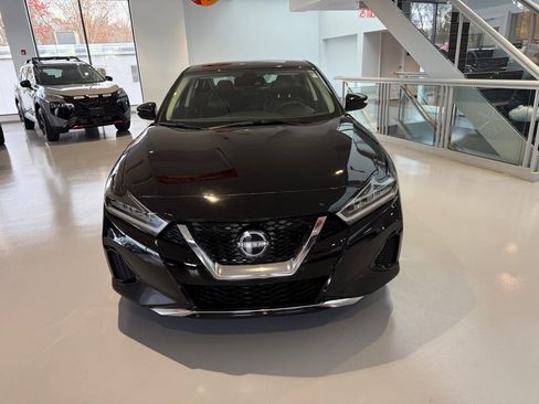 Used 2023 Nissan Maxima SV w/ Floor Mat Group image 1