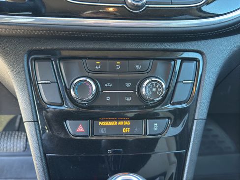 Used 2019 Buick Encore Preferred image 20