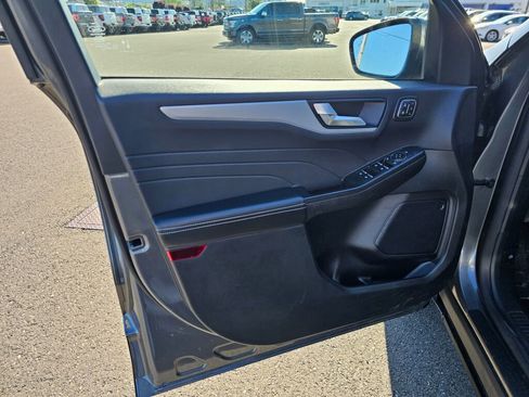 Used 2025 Ford Escape Platinum AWD/4WD image 16