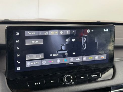 Used 2025 Mitsubishi Outlander AWD image 29