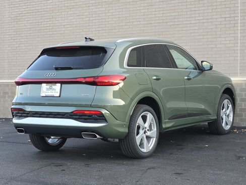 New 2025 Audi Q5 Prestige image 26