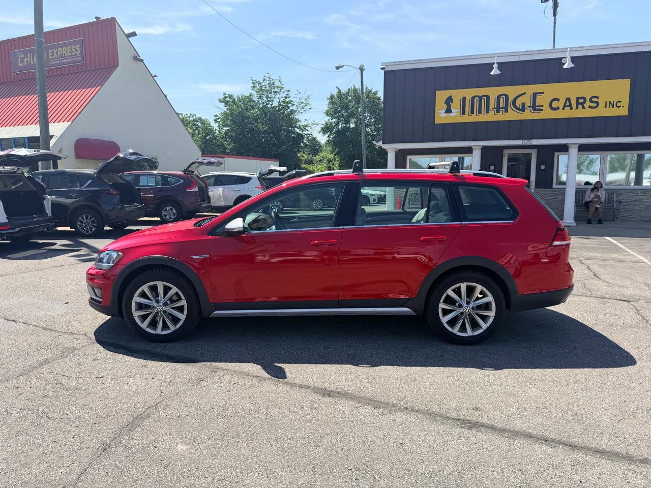 Used 2019 Volkswagen Golf Alltrack SE AWD/4WD image 12