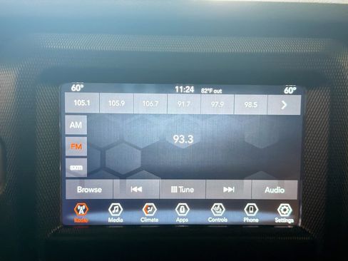 Used 2018 Jeep Wrangler Unlimited Sport S AWD/4WD image 19