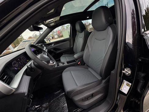 New 2026 Volkswagen Tiguan SE R-Line image 21