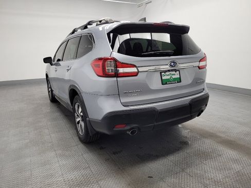 Used 2021 Subaru Ascent Premium w/ Convenience Package AWD/4WD image 5