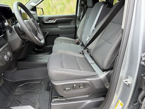 Used 2026 Chevrolet Silverado 1500 RST w/ RST Select Package AWD/4WD image 9