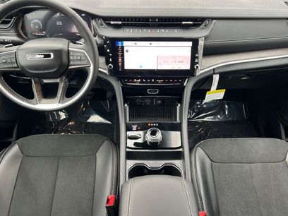 New 2026 Jeep Grand Cherokee Altitude