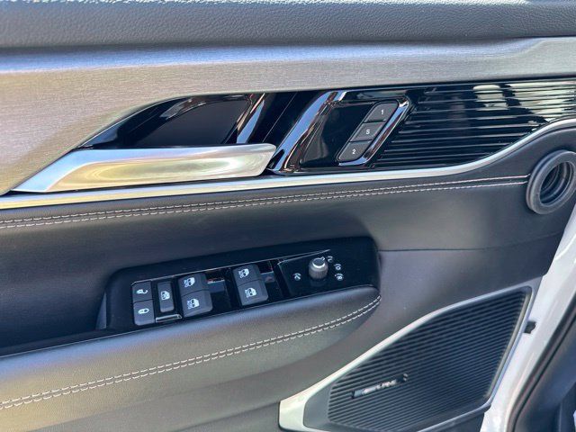 New 2026 Jeep Grand Wagoneer Limited AWD/4WD image 11