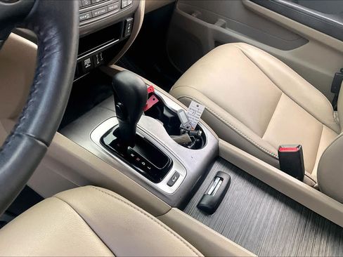 Used 2018 Honda Pilot EX-L image 17