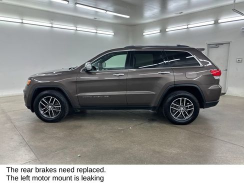 Used 2017 Jeep Grand Cherokee Limited w/ Trailer Tow Group IV AWD/4WD image 7