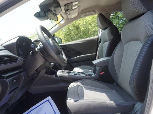 Used 2024 Subaru Crosstrek 2.0i Premium AWD/4WD image 12