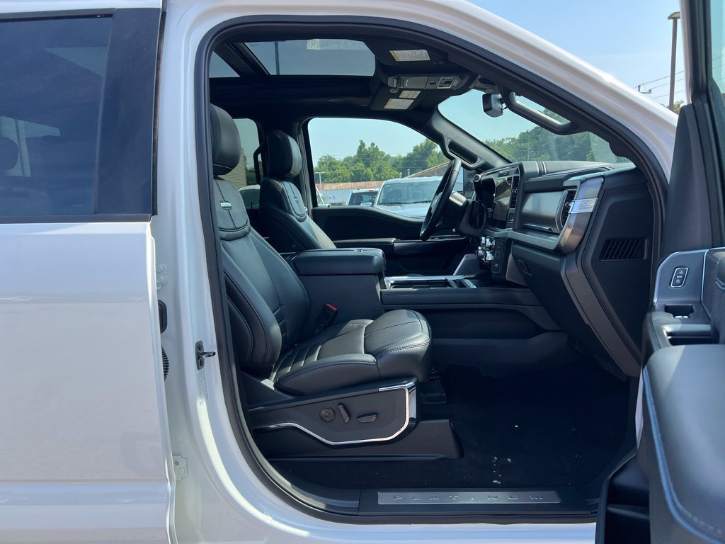 New 2025 Ford F250 Platinum AWD/4WD image 24