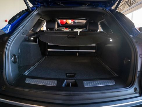 Used 2023 Cadillac XT5 Premium Luxury image 37