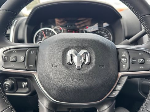 New 2026 RAM 2500 Big Horn AWD/4WD image 22