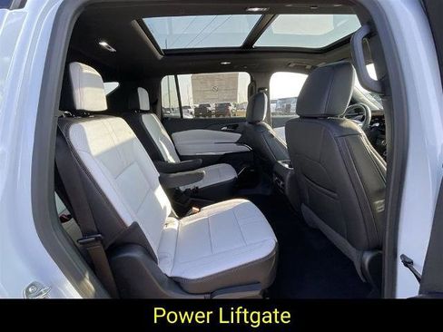 New 2026 Chevrolet Traverse High Country image 25