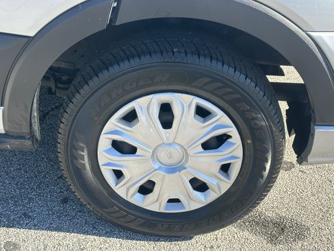 Used 2024 Ford Transit 350 XLT image 15