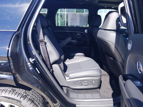 Used 2026 Hyundai Palisade Calligraphy image 15