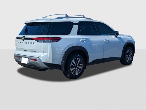 New 2025 Nissan Pathfinder SL image 6