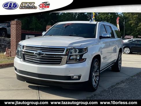 Used 2019 Chevrolet Suburban Premier RWD image 3